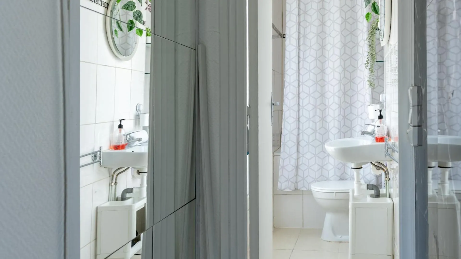 Charming And Compact Studio-Jules Joffrin - Montmartre París